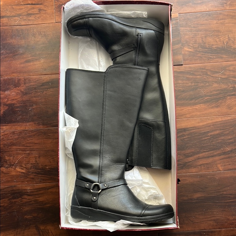 Clarks Women's Cheyn Lindie Wide Calf Knee-High Boot